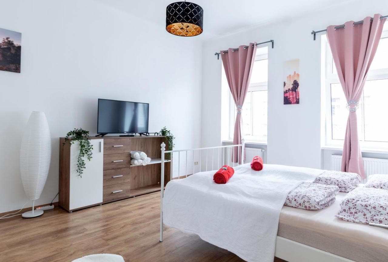 Comfortable, Specious Apartment With Inner Garden- Marzstrasse Apartments เวียนนา ภายนอก รูปภาพ